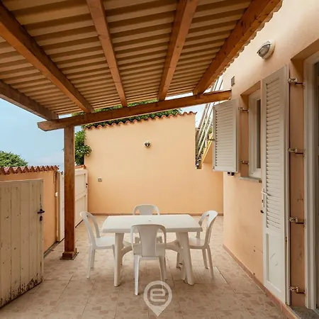 House Atena * Sa Rocca Tunda
